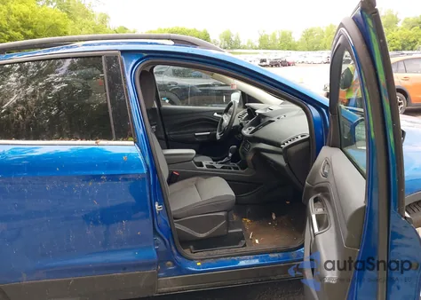 2017 Ford Escape Se z USA, uszkodzony, nr VIN 1FMCU9GD4HUD43490